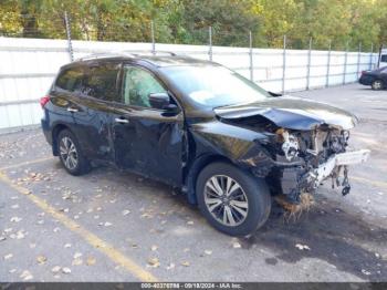  Salvage Nissan Pathfinder