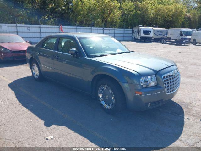  Salvage Chrysler 300