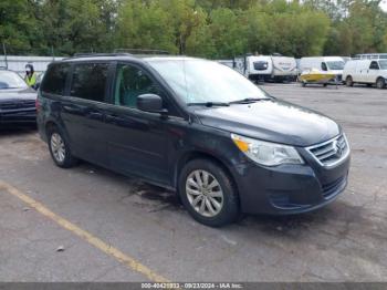  Salvage Volkswagen Routan