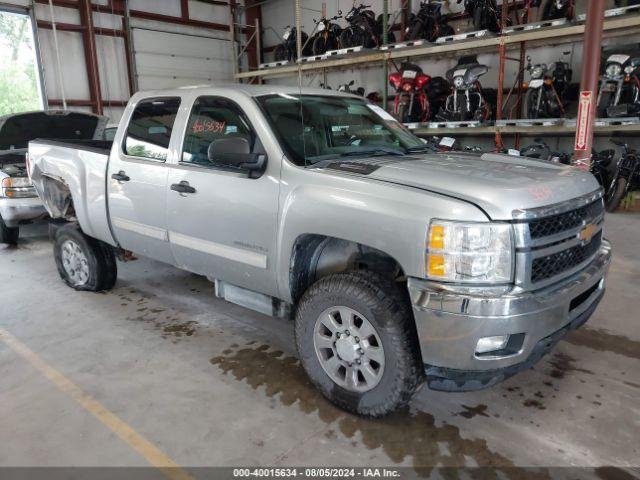  Salvage Chevrolet Silverado 2500