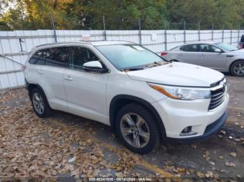  Salvage Toyota Highlander