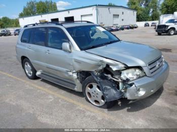  Salvage Toyota Highlander