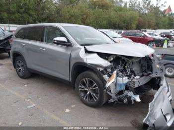  Salvage Toyota Highlander