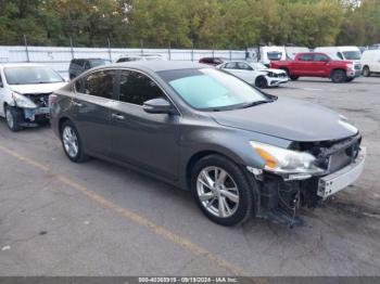  Salvage Nissan Altima