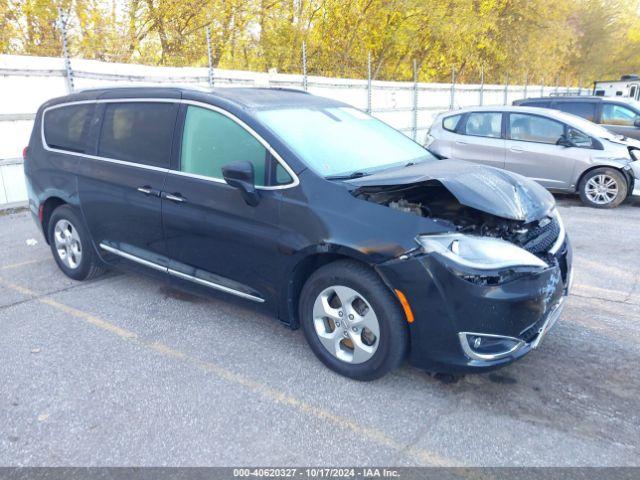  Salvage Chrysler Pacifica