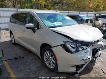  Salvage Chrysler Pacifica