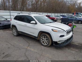  Salvage Jeep Cherokee