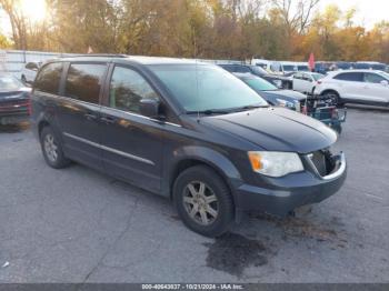  Salvage Chrysler Town & Country