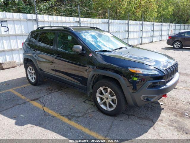  Salvage Jeep Cherokee