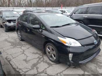  Salvage Toyota Prius