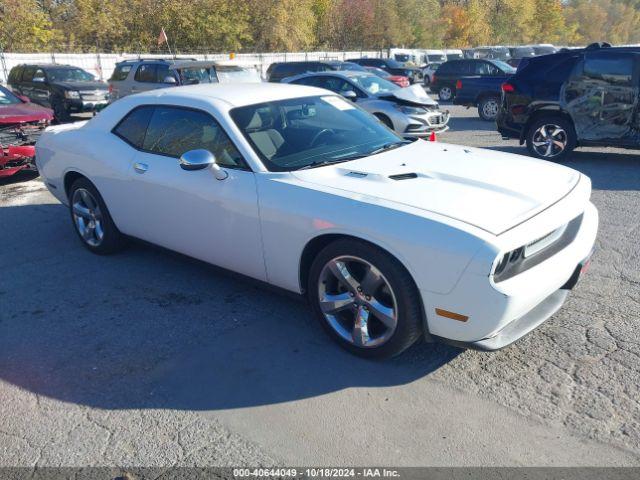  Salvage Dodge Challenger