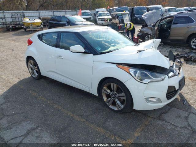  Salvage Hyundai VELOSTER