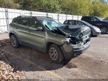  Salvage Jeep Cherokee