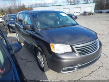  Salvage Chrysler Town & Country