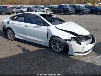  Salvage Chrysler 200