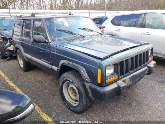  Salvage Jeep Cherokee