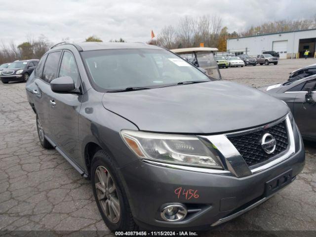  Salvage Nissan Pathfinder