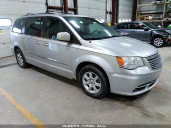  Salvage Chrysler Town & Country