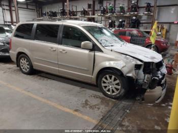  Salvage Chrysler Town & Country