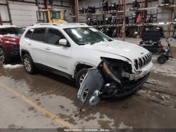  Salvage Jeep Cherokee