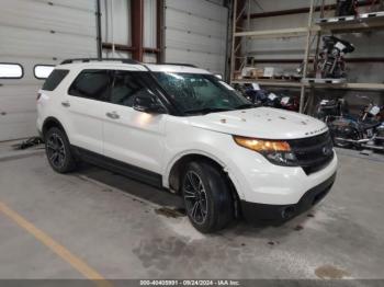  Salvage Ford Explorer