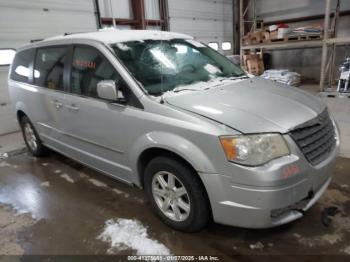  Salvage Chrysler Town & Country