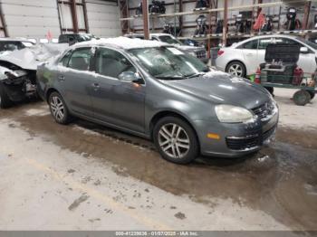  Salvage Volkswagen Jetta