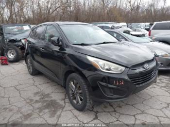  Salvage Hyundai TUCSON