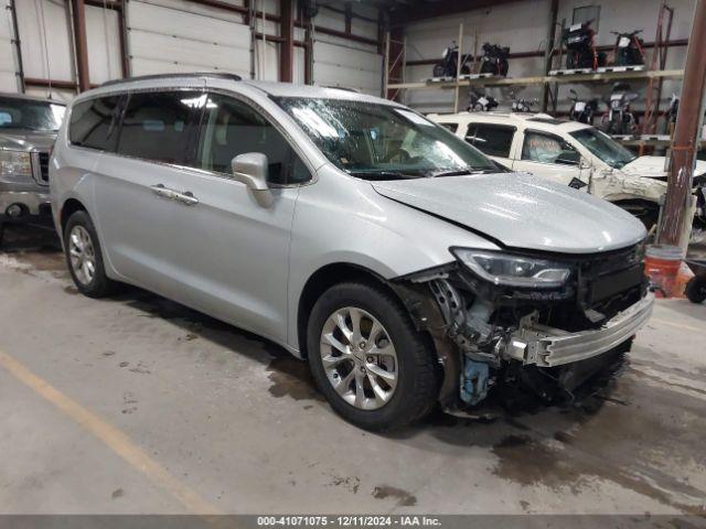  Salvage Chrysler Pacifica