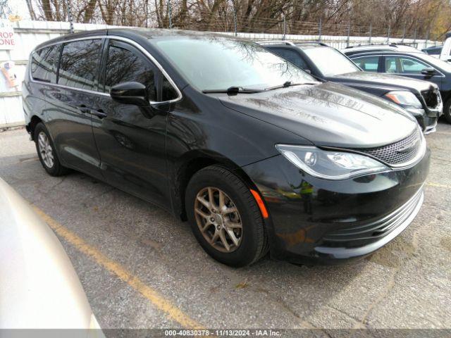  Salvage Chrysler Pacifica