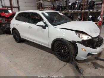  Salvage Porsche Cayenne