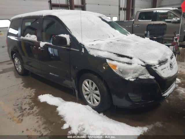  Salvage Volkswagen Routan