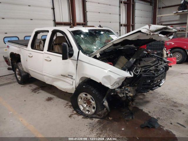  Salvage GMC Sierra 2500