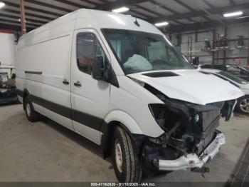  Salvage Mercedes-Benz Sprinter 2500