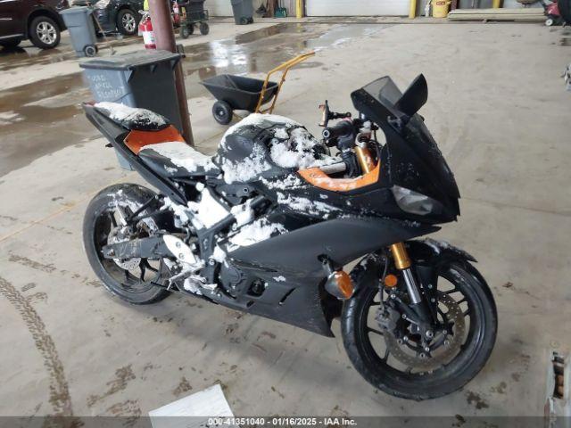  Salvage Yamaha Yzfr3