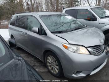  Salvage Toyota Sienna