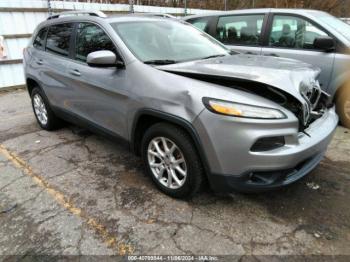  Salvage Jeep Cherokee