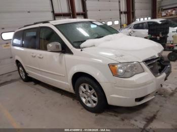  Salvage Chrysler Town & Country