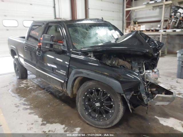  Salvage Chevrolet Silverado 2500