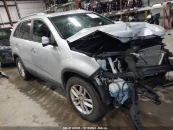  Salvage Kia Sorento