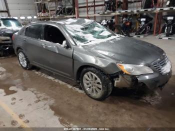  Salvage Chrysler 200