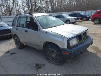  Salvage Chevrolet Tracker