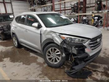  Salvage Hyundai TUCSON