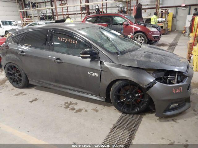  Salvage Ford Focus St