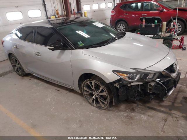  Salvage Nissan Maxima