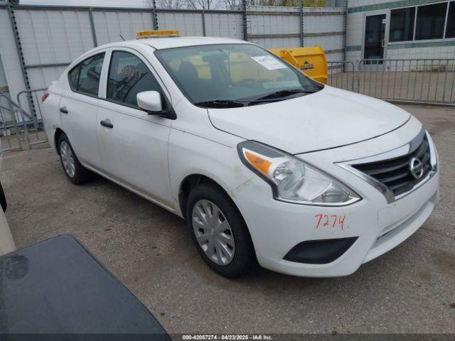  Salvage Nissan Versa