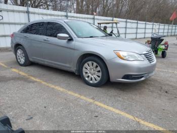  Salvage Chrysler 200