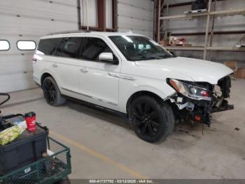  Salvage Lincoln Navigator