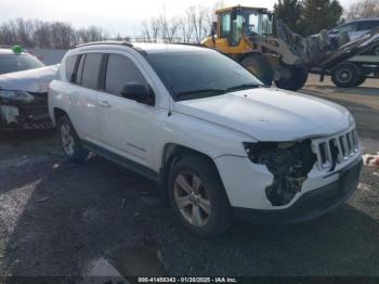  Salvage Jeep Compass