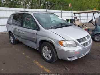  Salvage Dodge Caravan